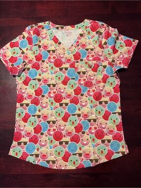 Women's Emoji Print V-Neck Medical Scrub Top in Multicolor